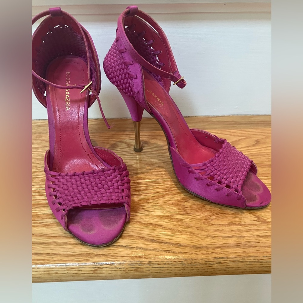 BCBGMaxAzria Women's Fuchsia Heels